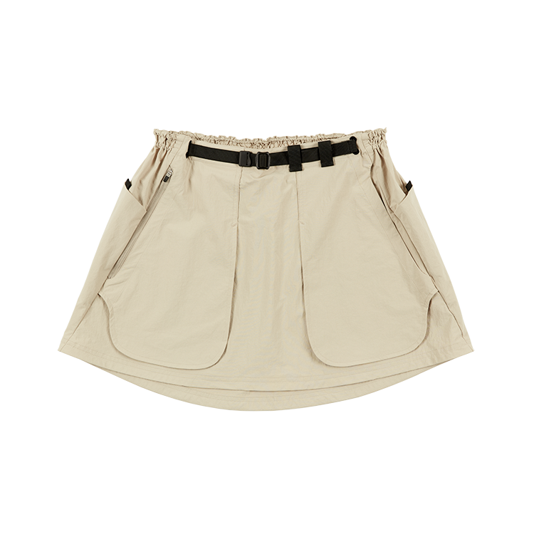 ハイキングスカート