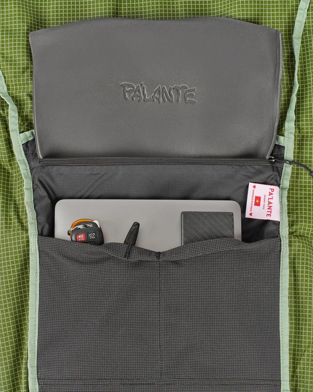 Desert Pack w/ Pad + Sleeve