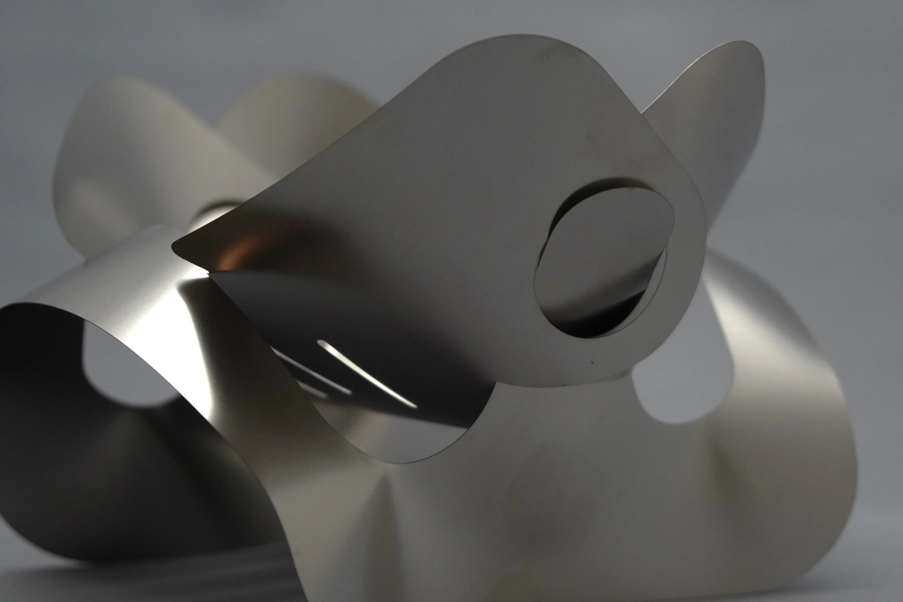 Euclid bonfire stand