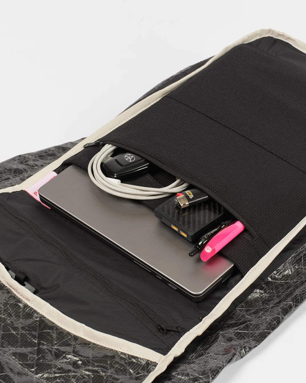 V2 w/ Pad + Sleeve